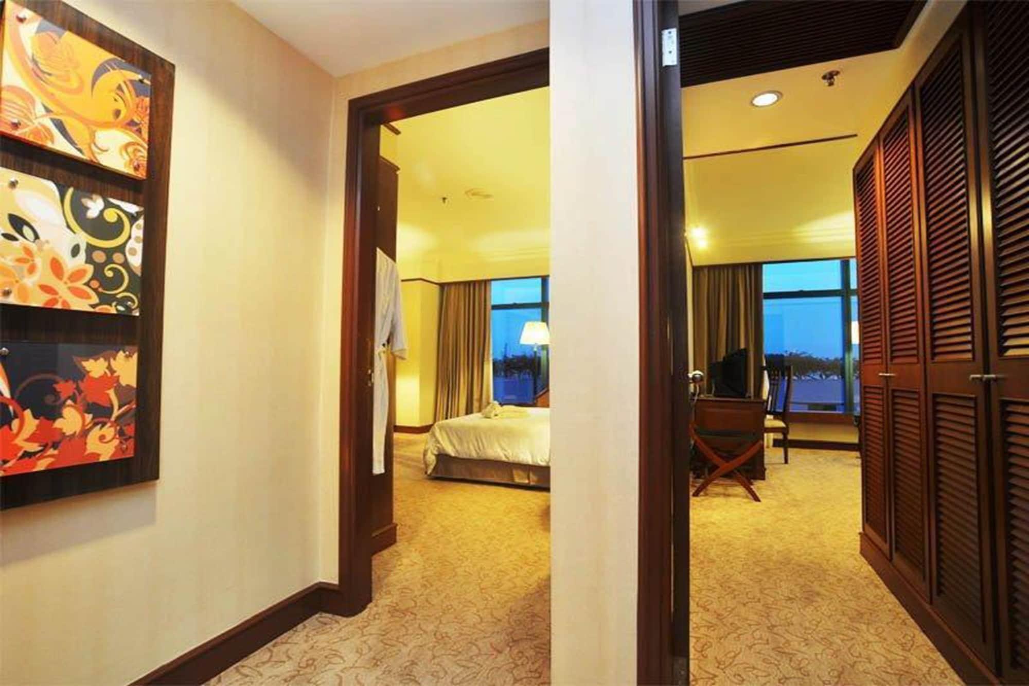 Gbw Hotel Johor Bahru Extérieur photo