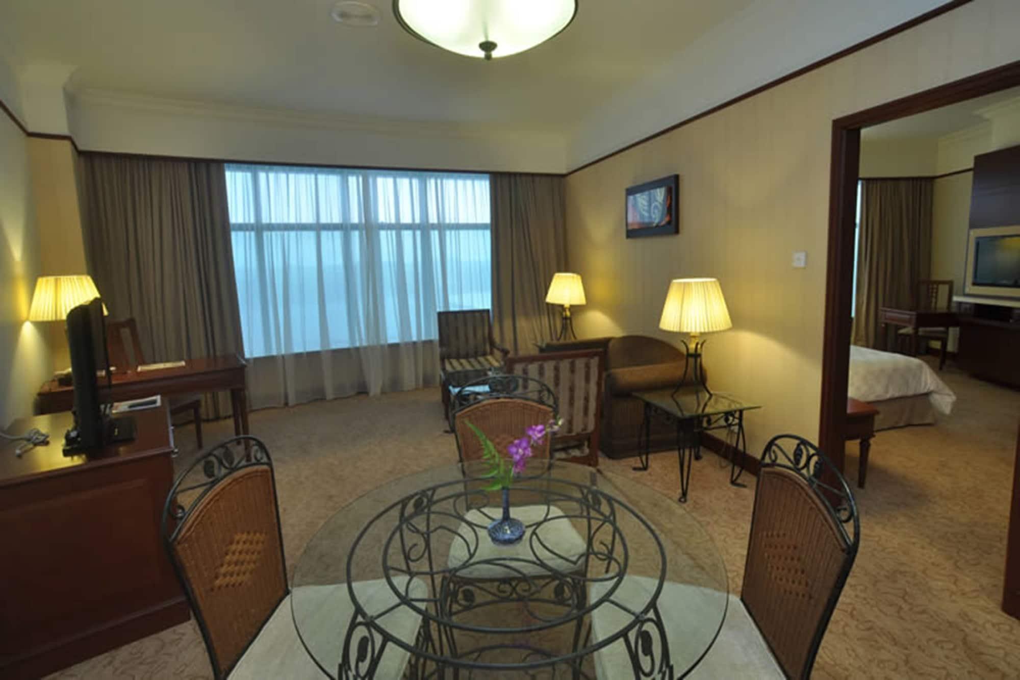 Gbw Hotel Johor Bahru Extérieur photo