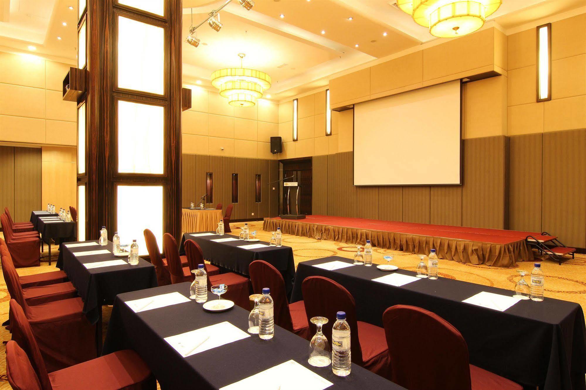 Gbw Hotel Johor Bahru Extérieur photo